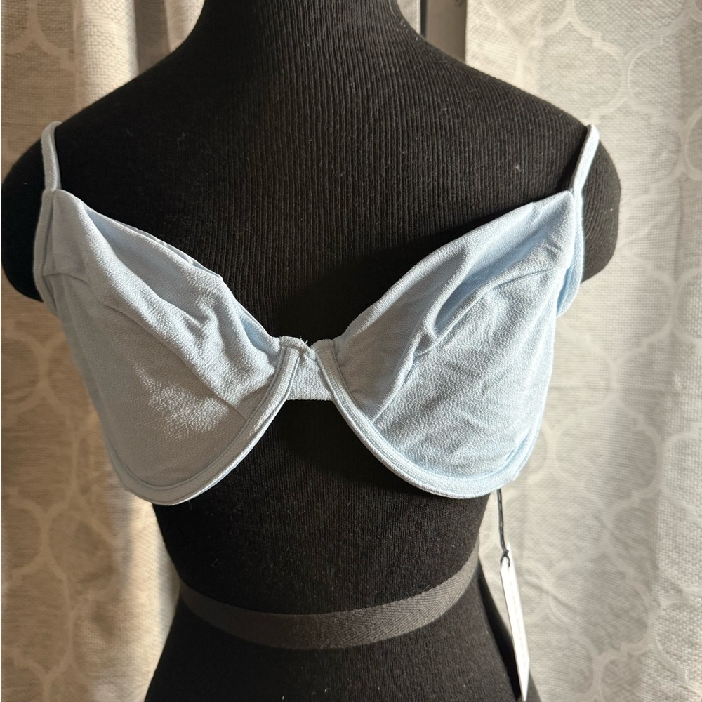 WeWoreWhat Sky Blue Underwire Bikini
#bikini #weworewhat #blue #swimwear